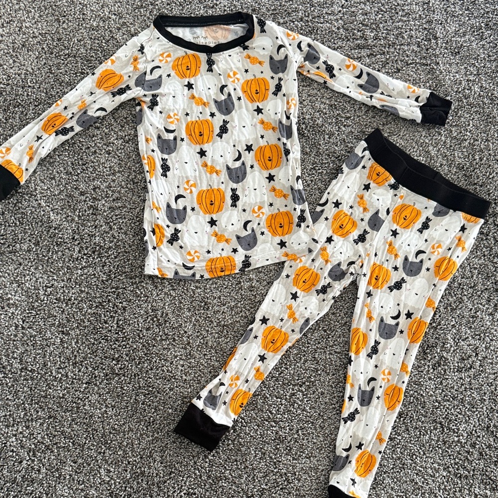 Little Sleepies Two Piece Long sleeve kids bamboo pajamas Halloween 18-24M